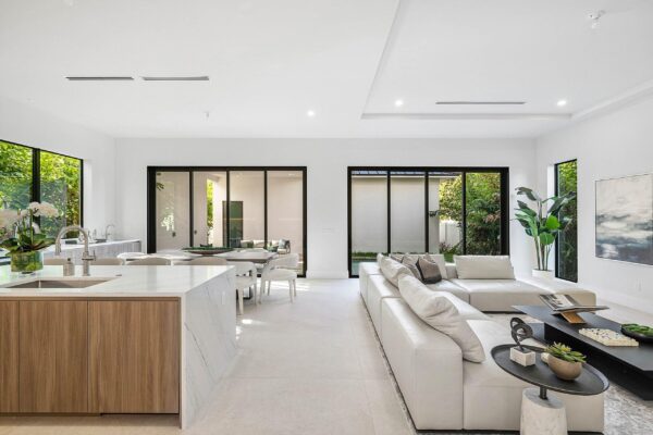 20260311190042770253000000