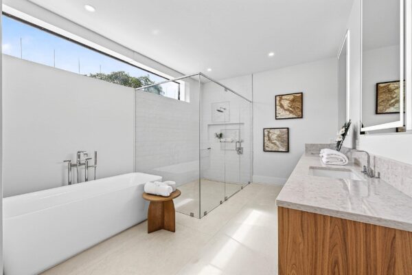 -8770637581901354493